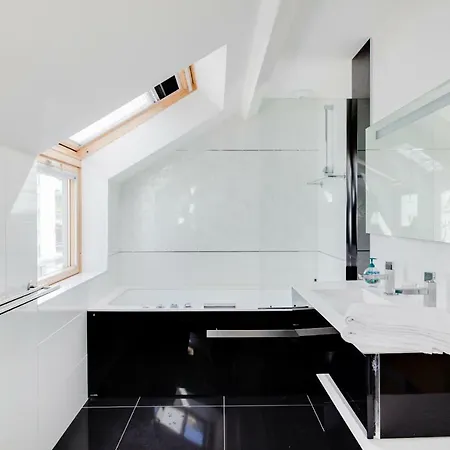 Nocnoc - Paradis, Piscine Et Rooftop Au Coeur De בית נופש