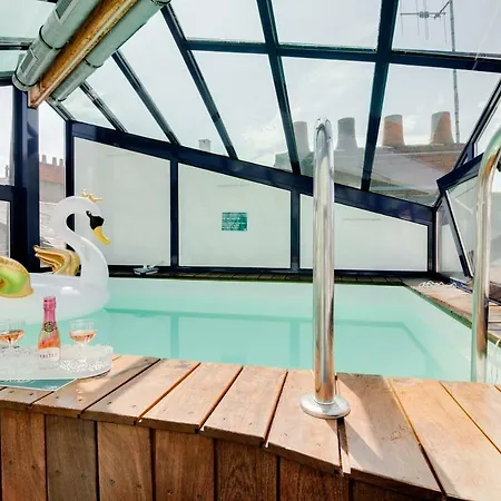 בית נופש Nocnoc - Paradis, Piscine Et Rooftop Au Coeur De נאנט