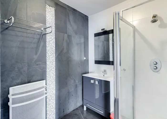 Nocnoc - Paradis, Piscine Et Rooftop Au Coeur De